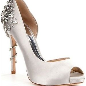 ANTONIO MELANI CAREAN SATIN RHINESTONE JEWEL DETAIL PEEP-TOE PUMP SILVER